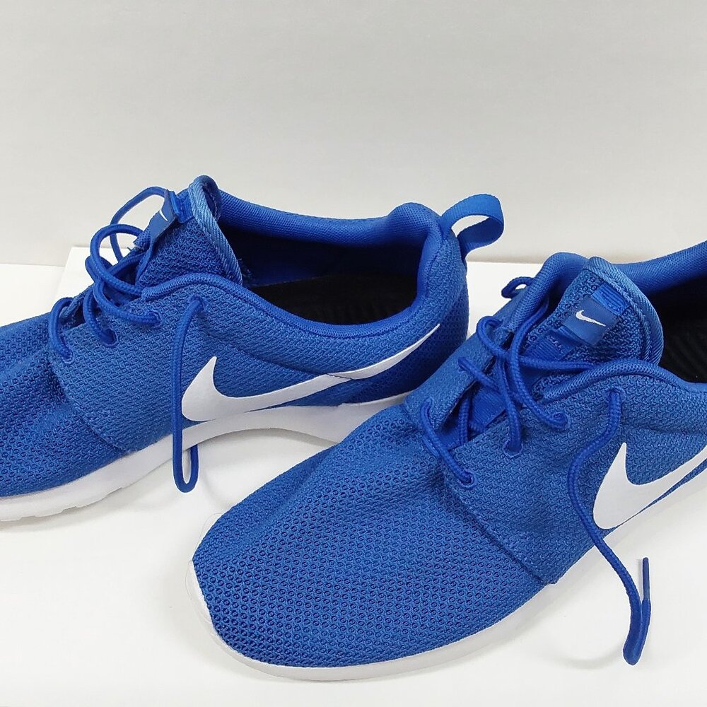 Men's Nike Runners EUC size 10.5